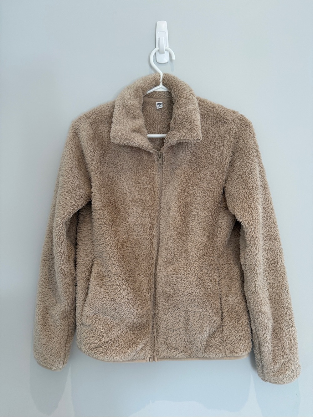 Uniqlo Fluffy Yarn Fleece Full-Zip Jacket Beige Tan (S)